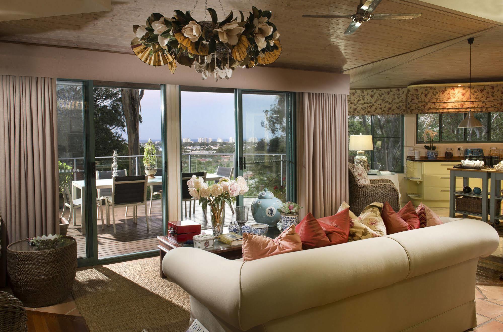 Arabella Guesthouse Alexandra Headland Dış mekan fotoğraf